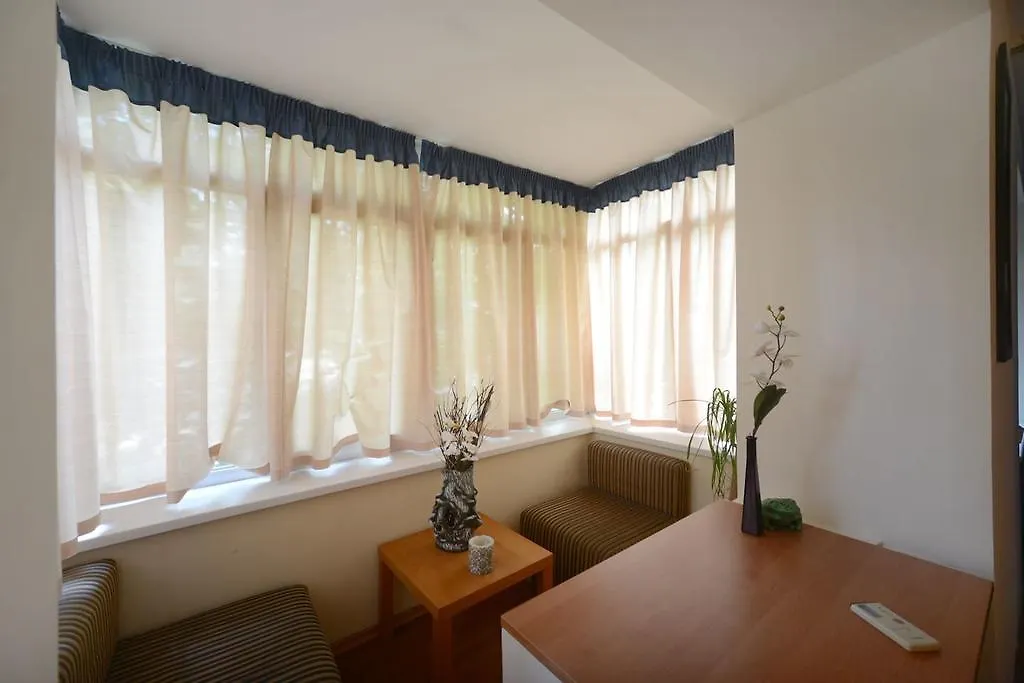 Kievapartmentnow Mandarin Plaza Area דירה