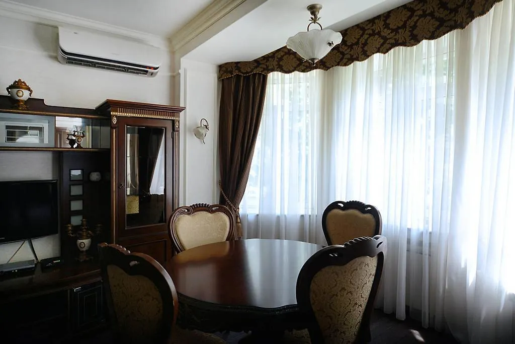 Kievapartmentnow Mandarin Plaza Area דירה קייב