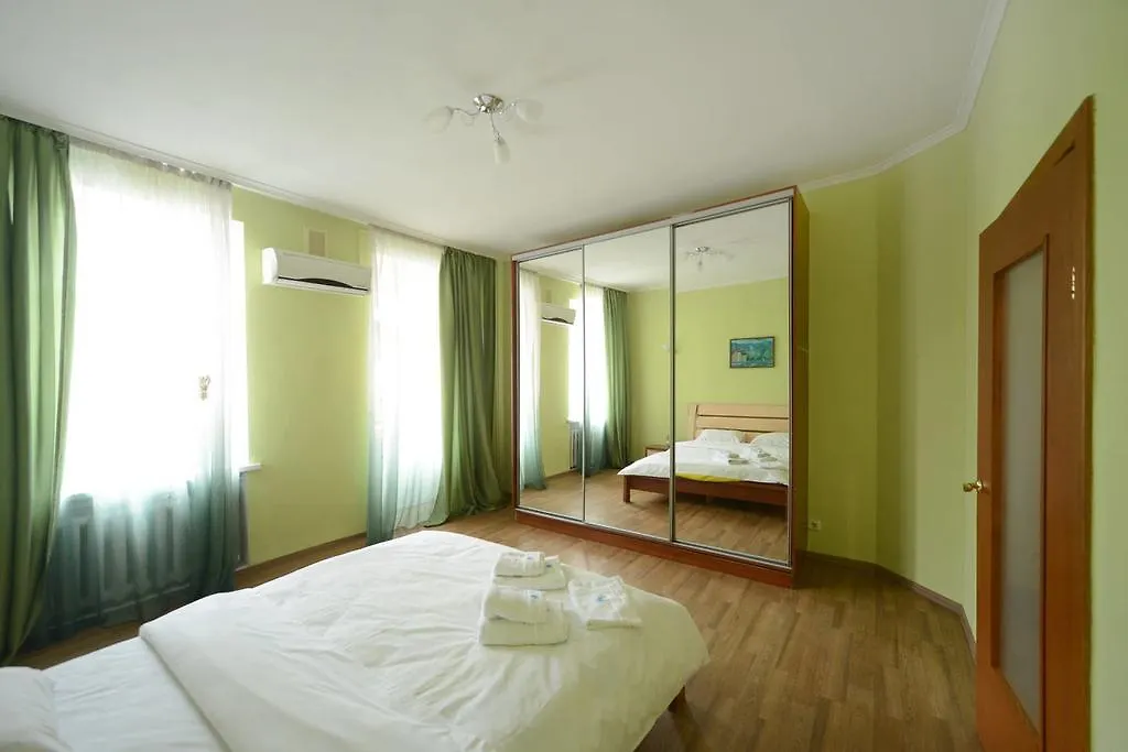 Kievapartmentnow Mandarin Plaza Area דירה